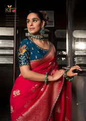 Kira Sarees Showcase The Luxurious Softness Of Dola Viscous Silk Enhanced By A 3D Weaved Pallu