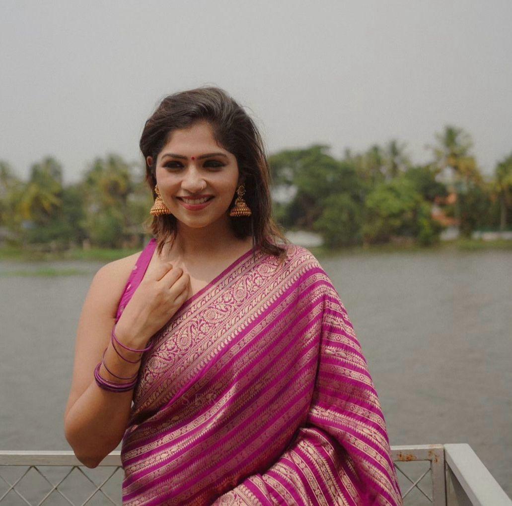 Kasturi Trendz Banarasi Soft Silk Sarees Crafted with Fine Silk