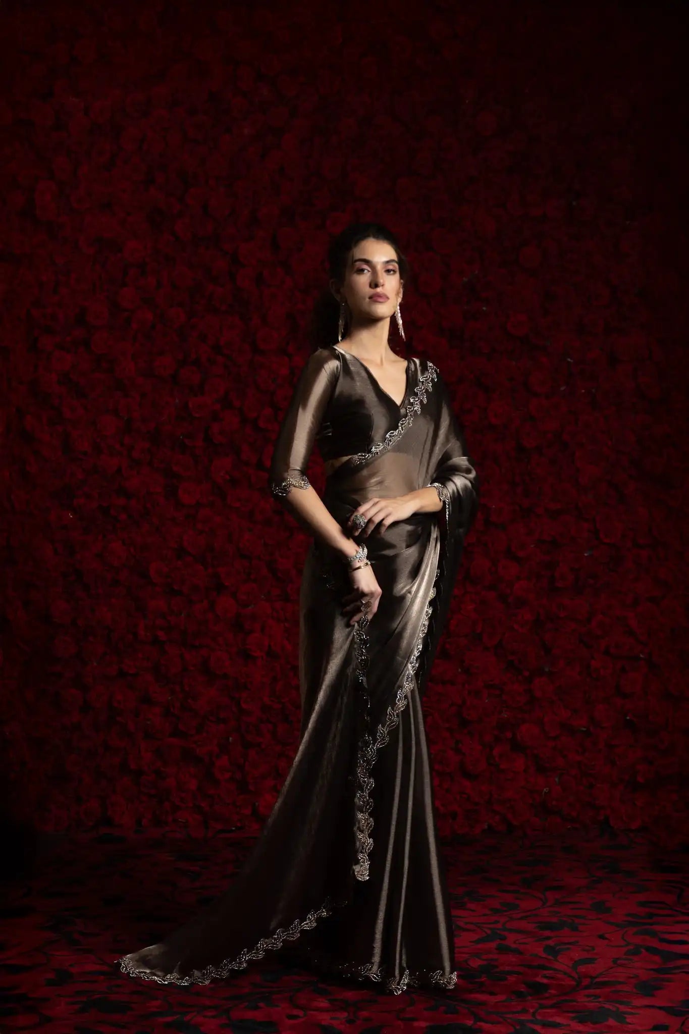 The Mehek Saree Made From Premium Tissue Chiffon Offers A Luxurious Feel with Smooth Texture
