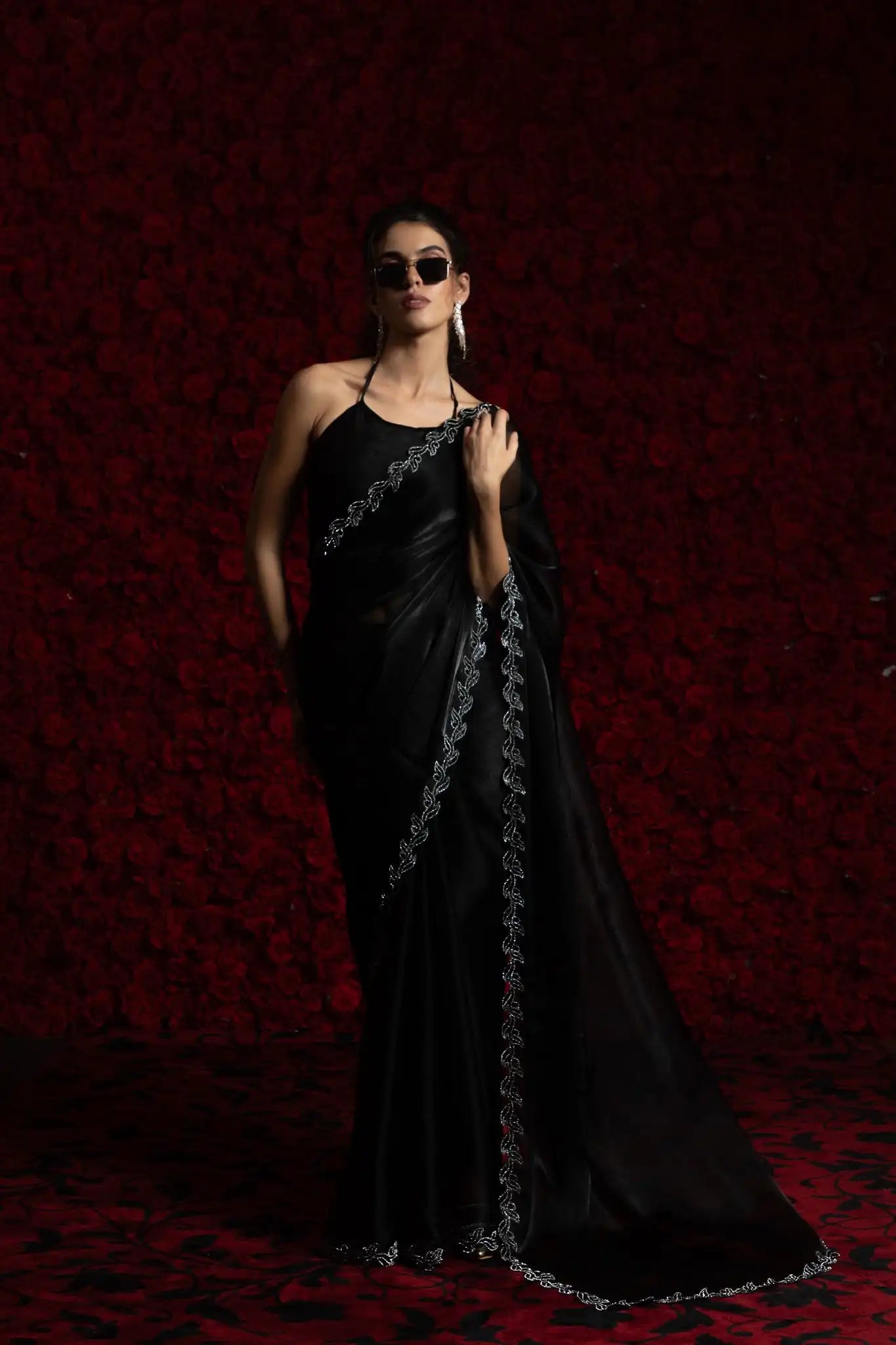 The Mehek Saree Made From Premium Tissue Chiffon Offers A Luxurious Feel with Smooth Texture