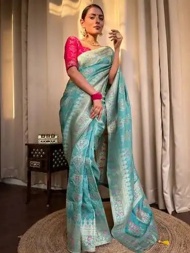 KASTURI TRENDZ Presents Banarasi Soft Silk Sarees That Combine Traditional Craftsmanship