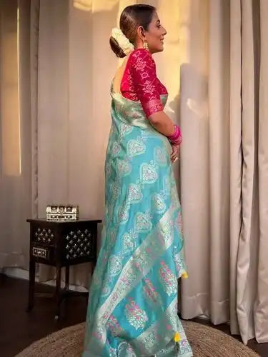 KASTURI TRENDZ Presents Banarasi Soft Silk Sarees That Combine Traditional Craftsmanship