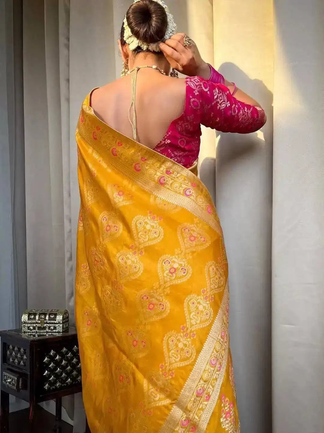 KASTURI TRENDZ Presents Banarasi Soft Silk Sarees That Combine Traditional Craftsmanship