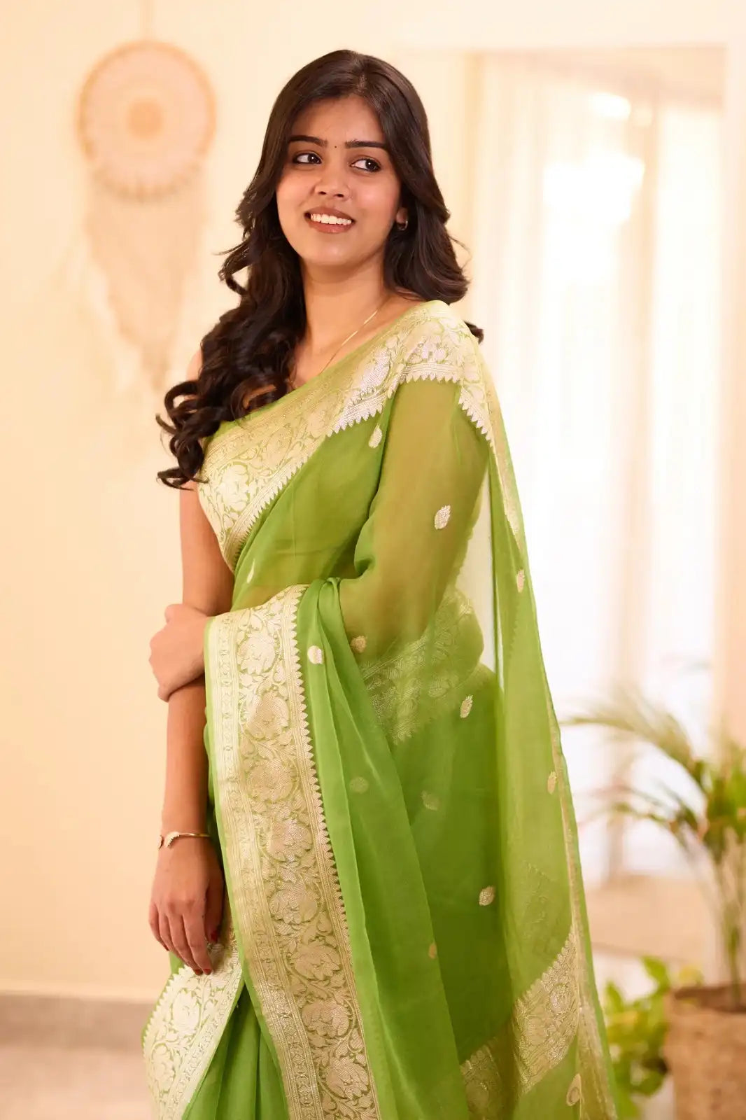 Kasturi Trendz Sarees Feature A Soft Lilac Slab Design That Adds A Subtle Yet cCaptivating Charm