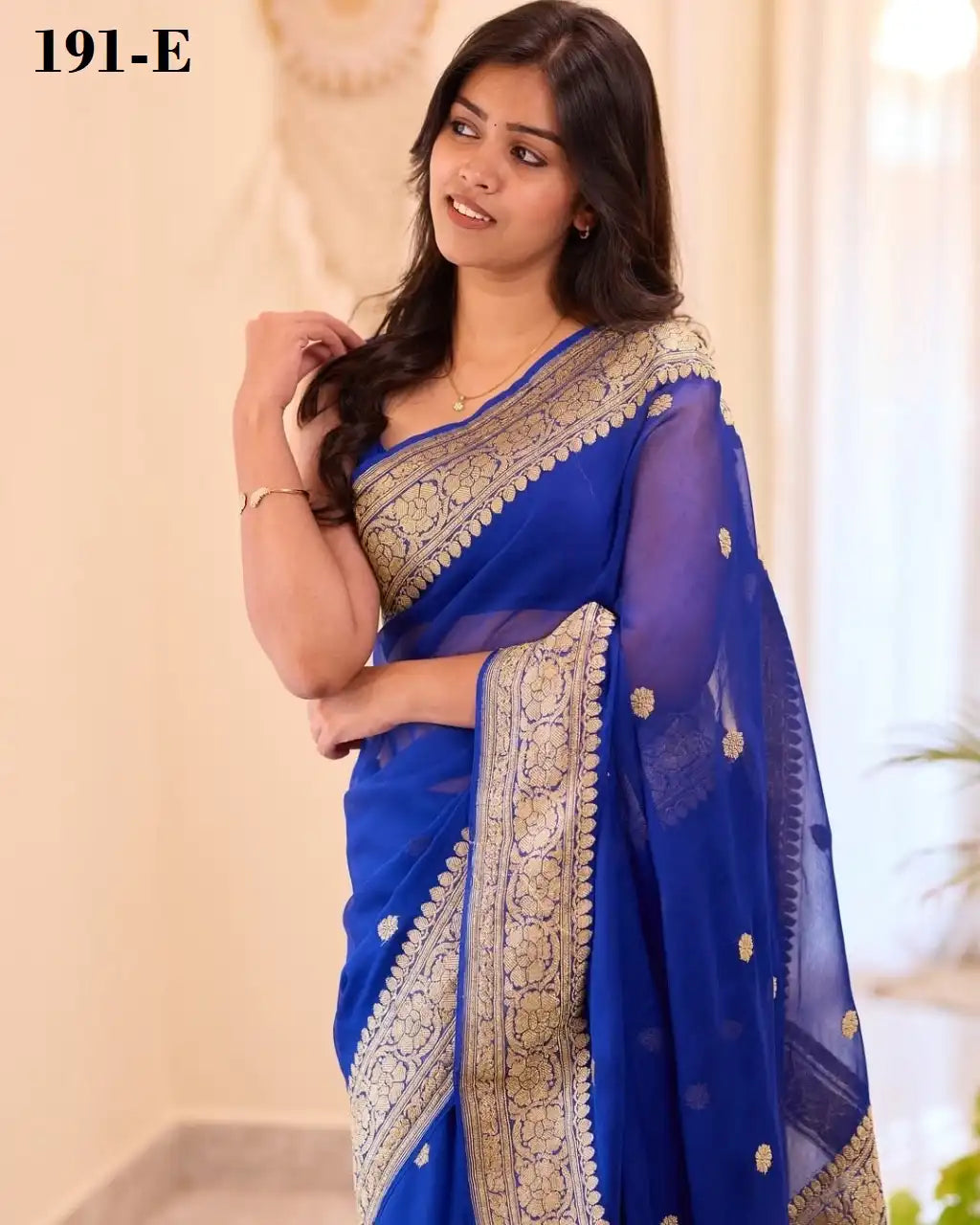Kasturi Trendz Sarees Feature A Soft Lilac Slab Design That Adds A Subtle Yet cCaptivating Charm