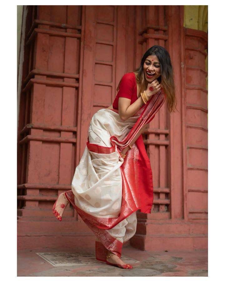 Kasturi Trendz Elegant White and Red Embroidered Saree – Traditional and Graceful