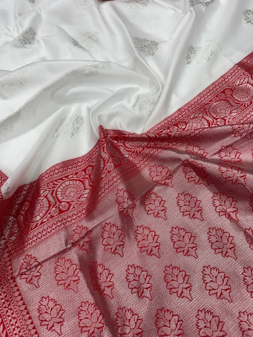 Kasturi Trendz Elegant White and Red Embroidered Saree – Traditional and Graceful