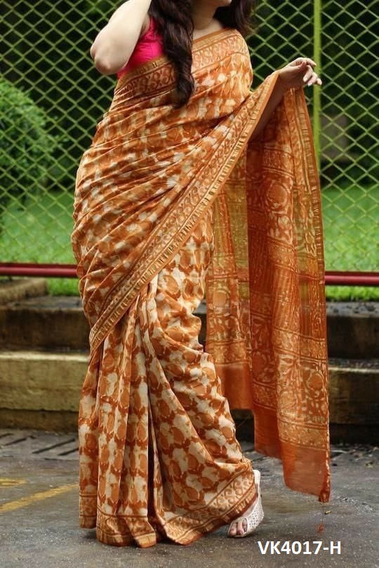 Vakratund Sarees Are Highly Crafted With Original Linen Fabric With Silver Zari Patta and Digital Print