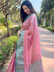 KASTURI TRENDZ - Exquisite Banarasi Silk Sarees in a Wide Range of Stunning Colors