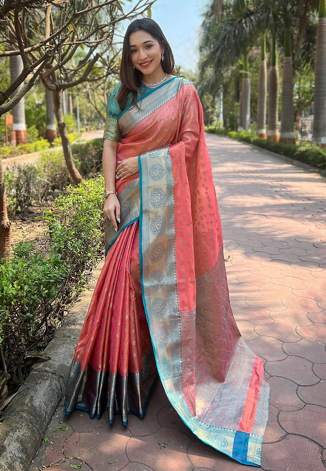 KASTURI TRENDZ - Exquisite Banarasi Silk Sarees in a Wide Range of Stunning Colors