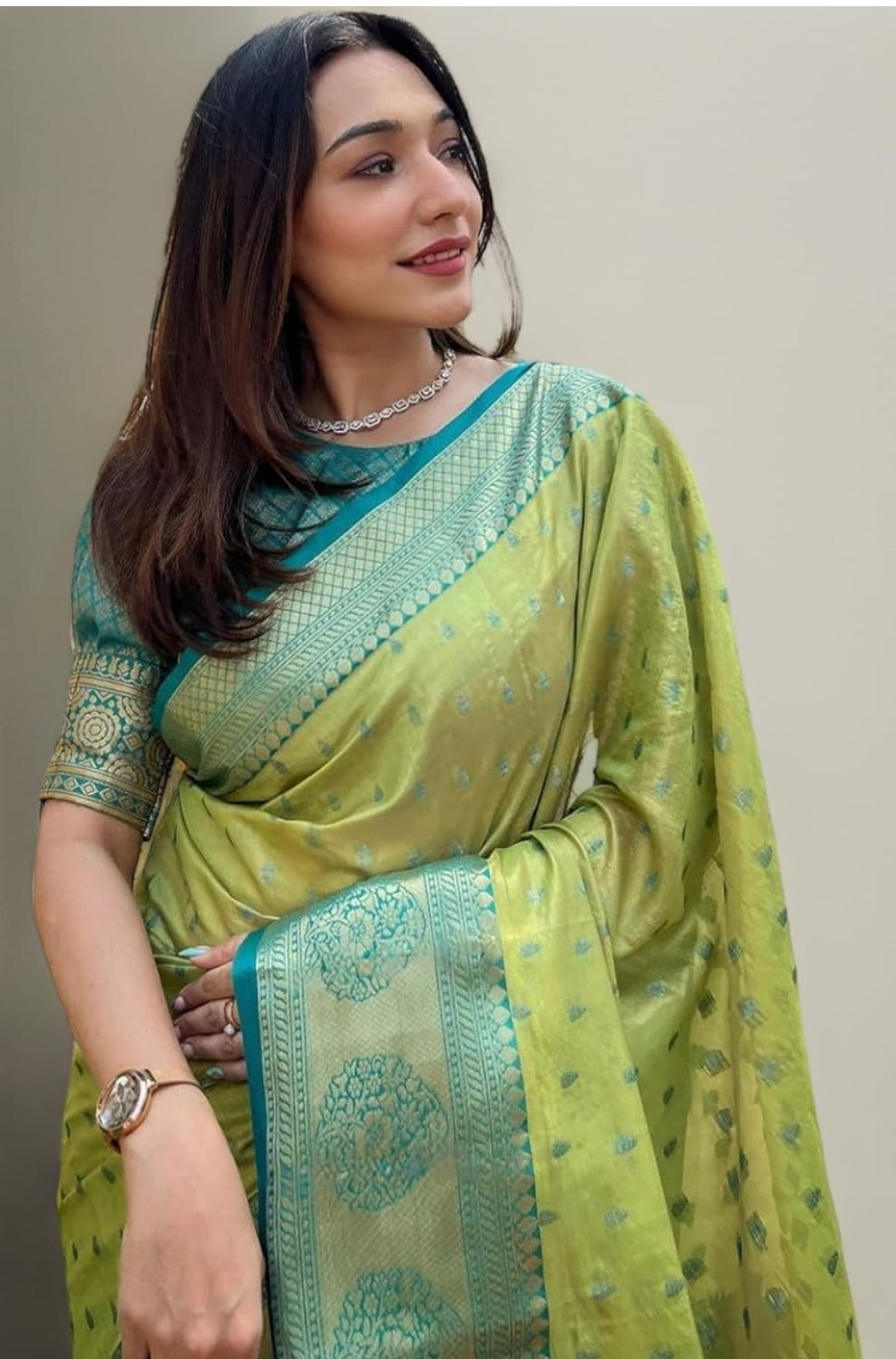 KASTURI TRENDZ - Exquisite Banarasi Silk Sarees in a Wide Range of Stunning Colors