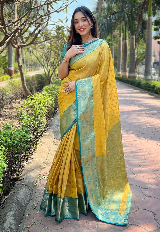 KASTURI TRENDZ - Exquisite Banarasi Silk Sarees in a Wide Range of Stunning Colors