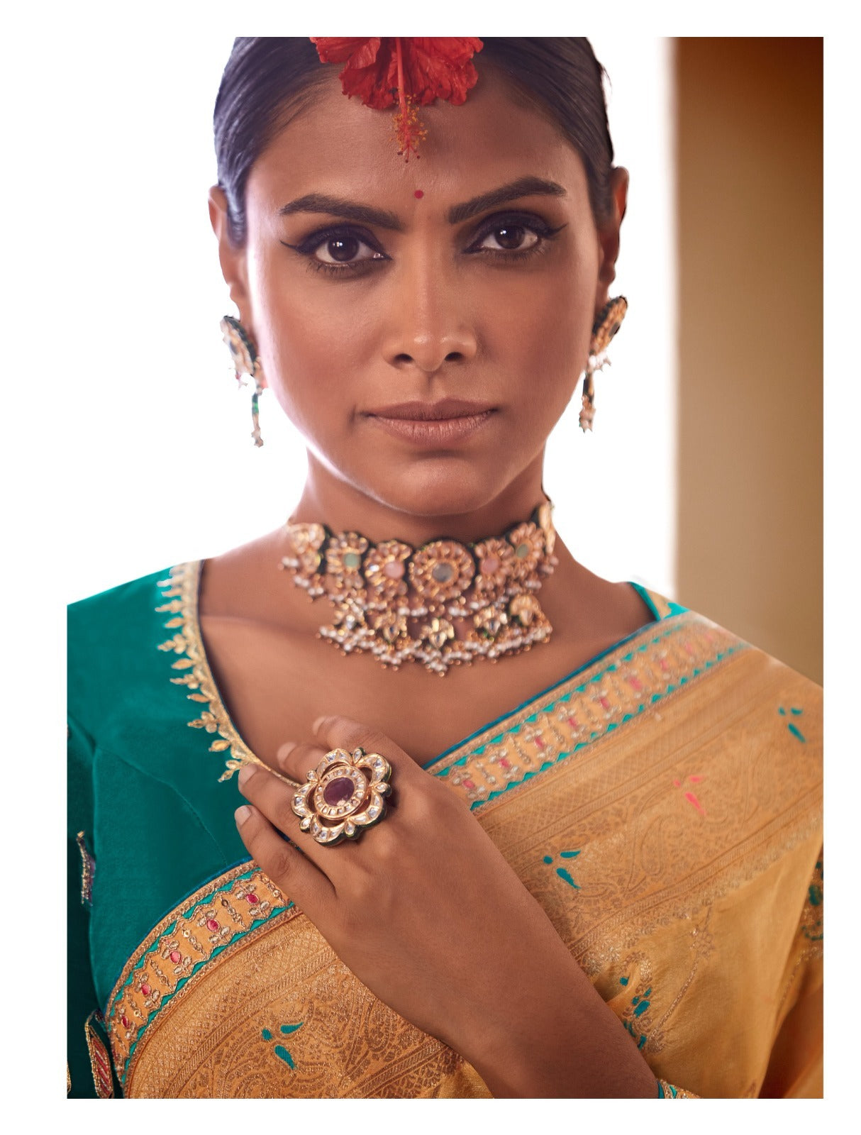 Kimora Saree Are Highly Crafted With Pure Dola Silk To Offer Luxrious Drape With Vibrant Color