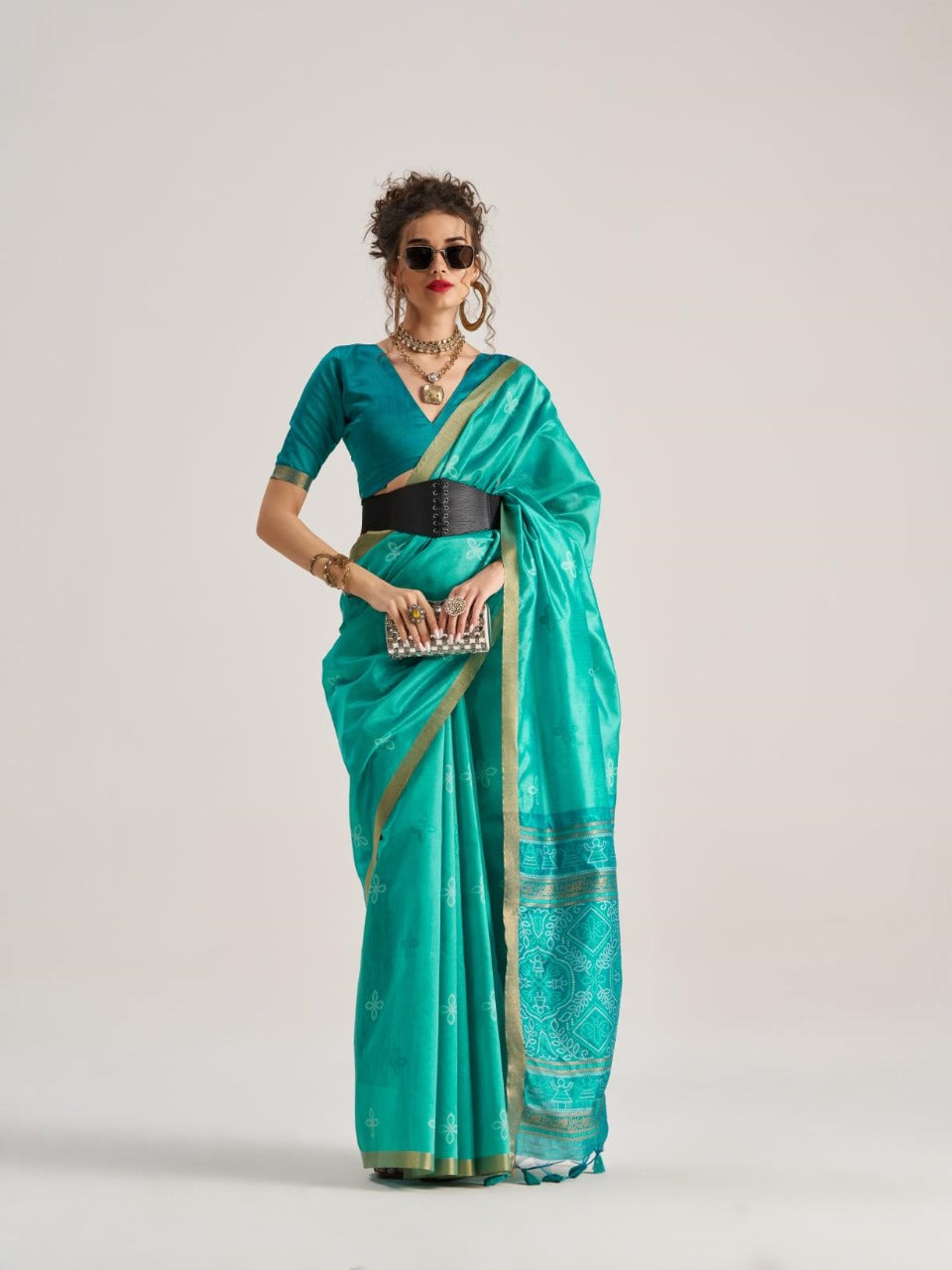 Mono Poley Sarees Are Highly Crafted With Art Silk Patola Weaving