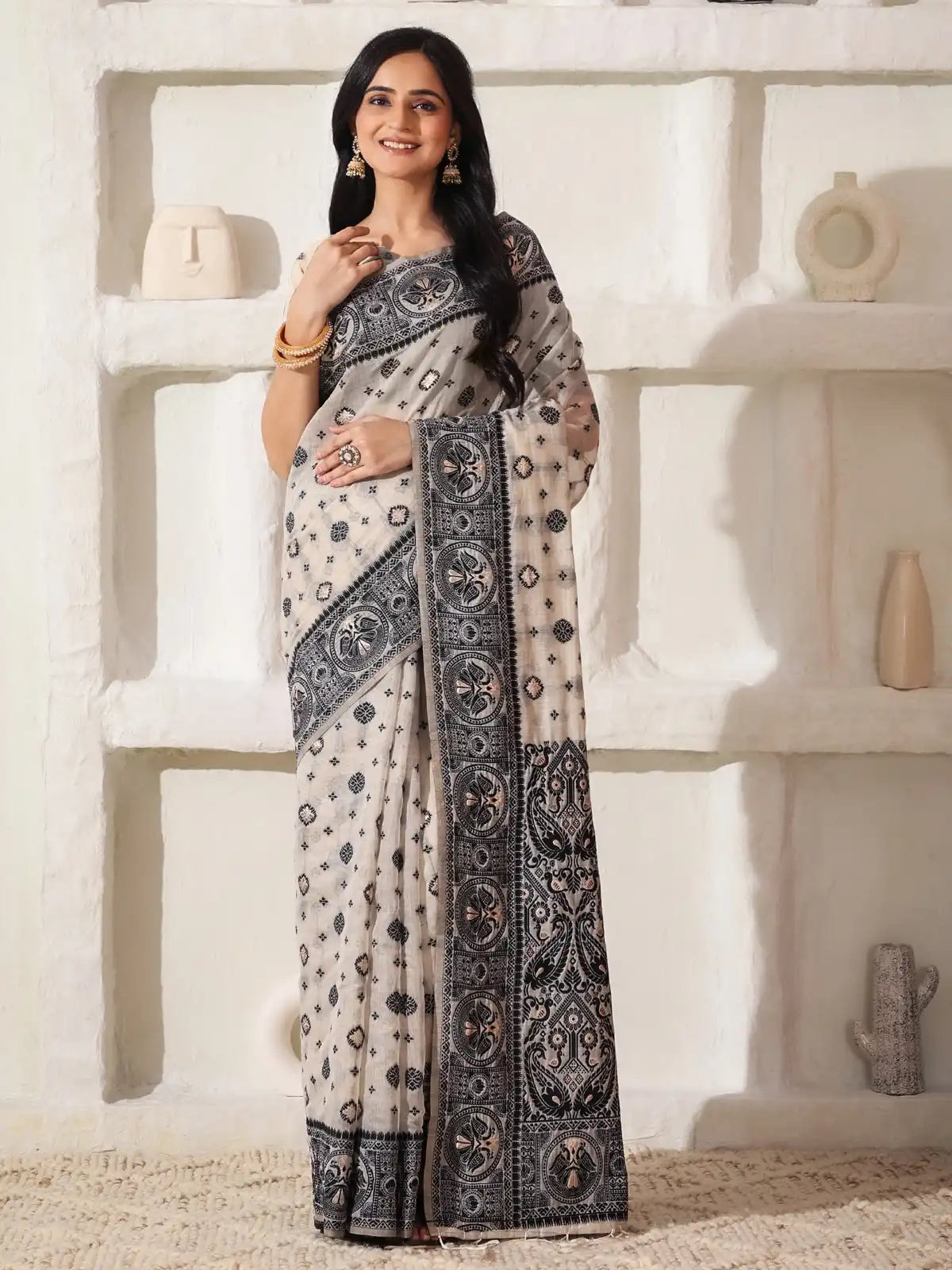 ASTITA Sarees Crafted From Linen Cotton Blend Offer A Perfect Balance Of Comfort And Elegance