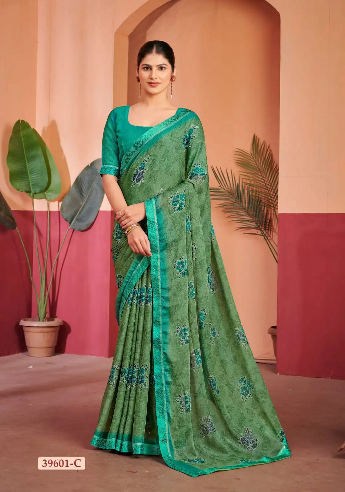 Ruchi Chiffon Saree With An Attached Border Combines Delicate Fabric With Seamless Design