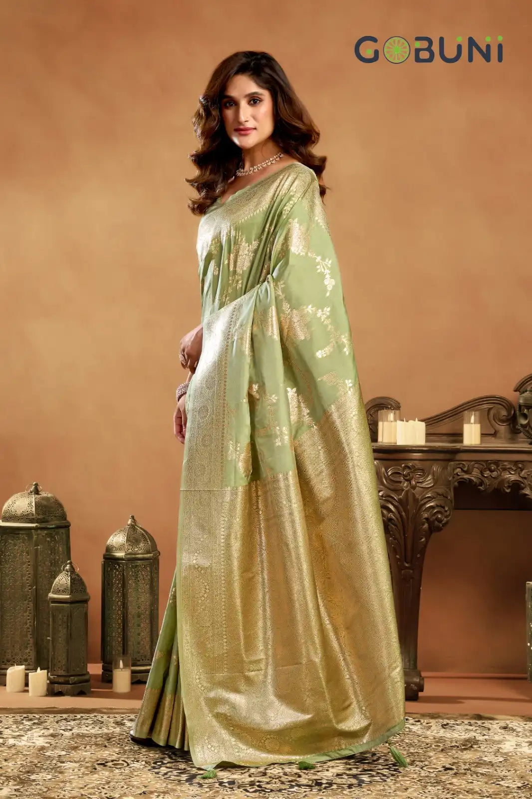 Gobuni Sarees Showcase A Rich Silk Pallu Adorned With Exquisite Zhallar Work Reflecting Expert Craftsmanship
