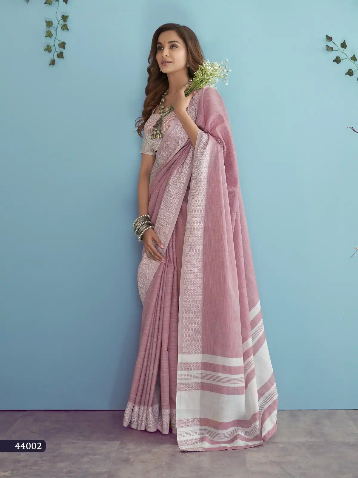 RajPath Fabric Sarees Feature A Luxurious Blend Of Soft Linen Silk Offering A Comfortable