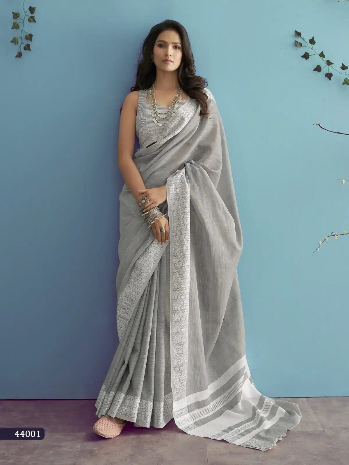 RajPath Fabric Sarees Feature A Luxurious Blend Of Soft Linen Silk Offering A Comfortable