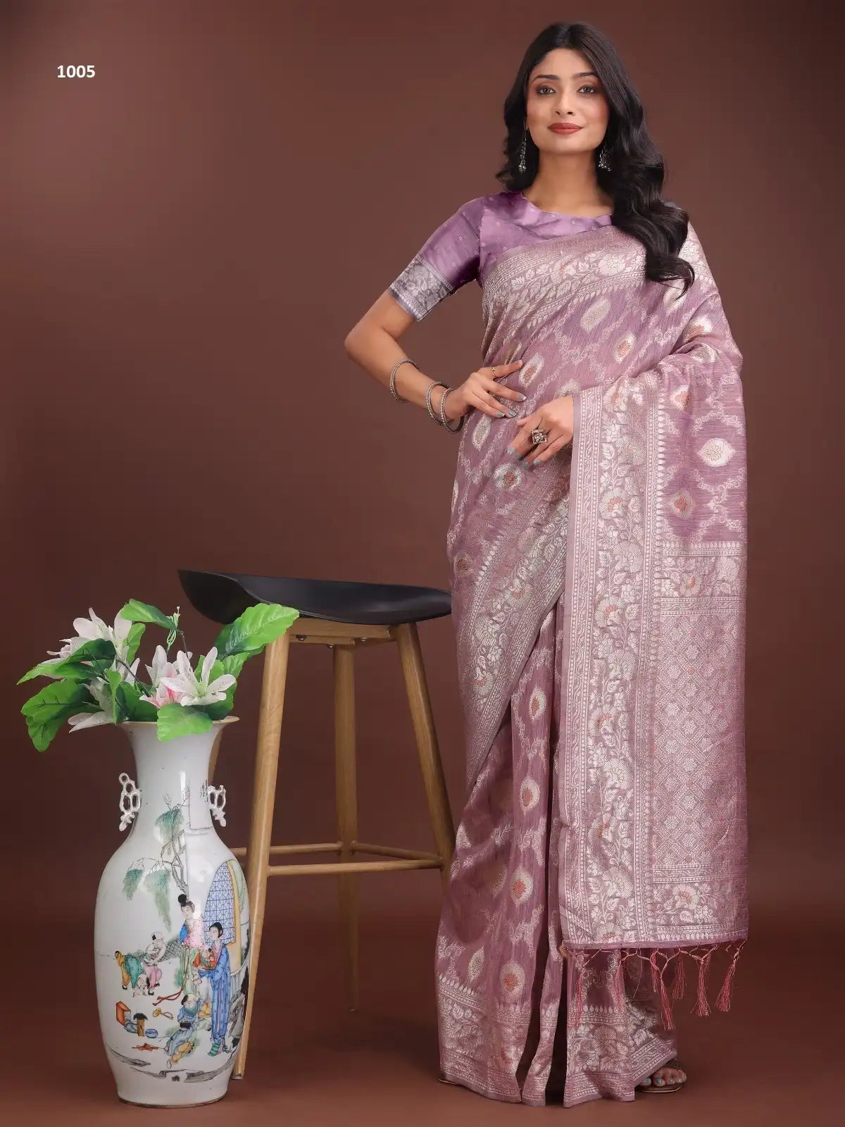 ASTITA Sarees Crafted From Linen Cotton Offer A Refined Cmbination Of Durability And Comfort