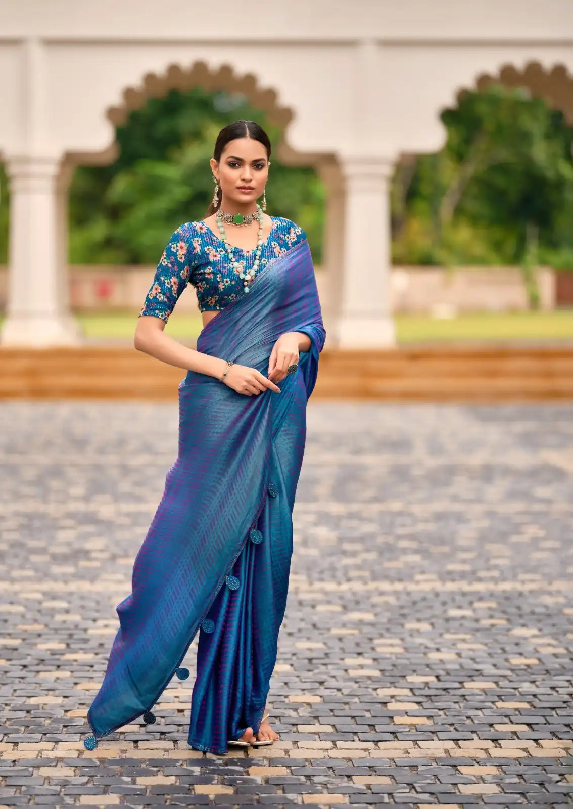 S.R Sarees Showcase Exquisite Craftsmanship With A Swarovski Border That Enhances The Saree’s Elegance