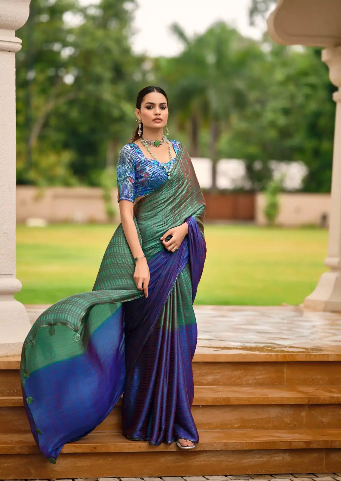 S.R Sarees Showcase Exquisite Craftsmanship With A Swarovski Border That Enhances The Saree’s Elegance