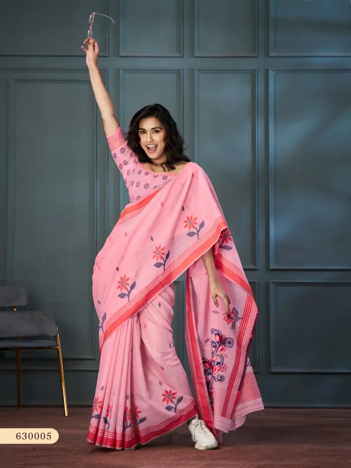 RajPath Fabrics Offers Sarees Made From Handloom Linen Featuring Exquisite Weaving That Reflects Skilled Craftsmanship