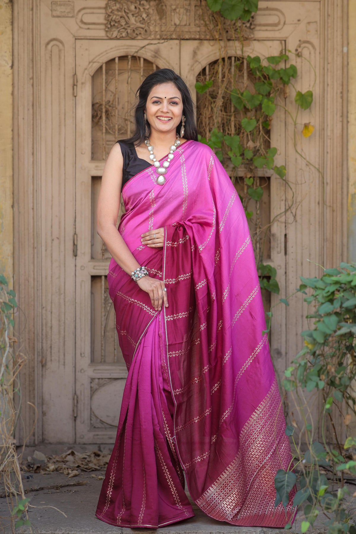 BEAUTIFUL RICH PALLU & JACQUARD WORK ON ALL OVER THE SAREE - sareeswholesalers