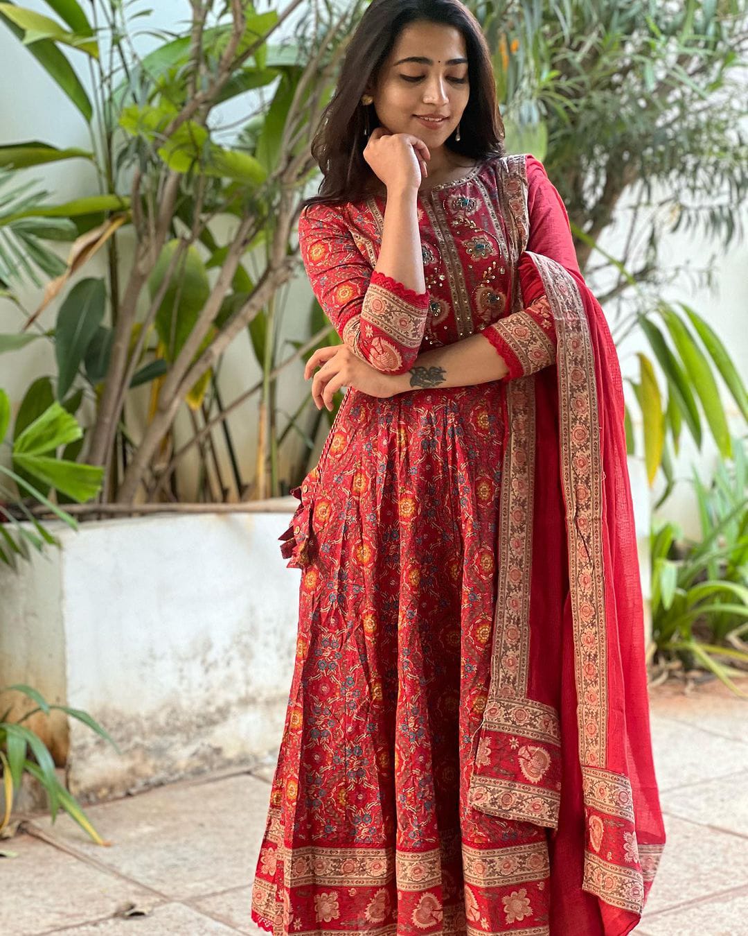 New Red Colour Voluminous Anarkali Suit Set - sareeswholesalers