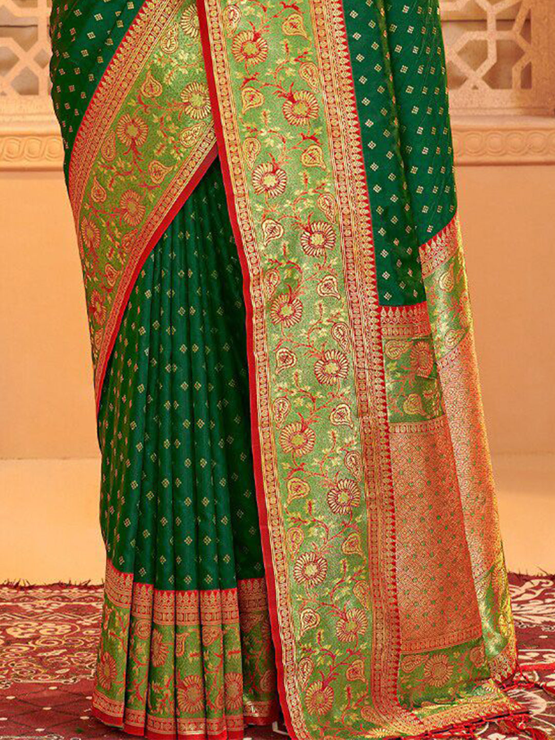 Traditional Green Silk Blend Saree with Golden Zari Border – Wedding & Festive Wear