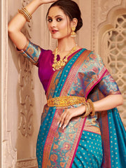 Elegant Off-White Silk Blend Saree with Golden Zari Border – Wedding & Festive Wear (Copy)