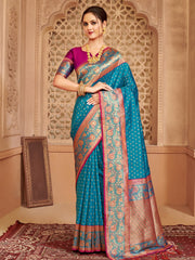 Elegant Off-White Silk Blend Saree with Golden Zari Border – Wedding & Festive Wear (Copy)